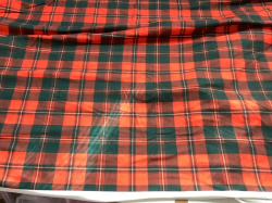 ZBYTEK  legínovina/úplet  milk silk  vzor potisk kostky tartan červená/zelena - KAZ SVĚTLEJŠÍ ČÁRY U KRAJE VIZ FOTO - 49 CM, KAZ - BÍLÁ ČÁRA